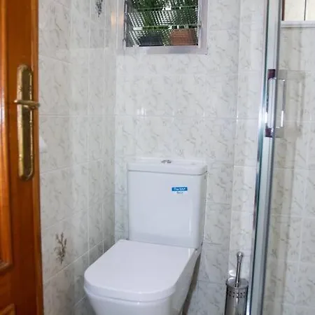 Triana, A Tres Minutos De Parada De Metro. Appartement
