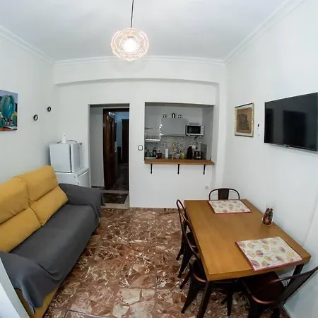 Triana, A Tres Minutos De Parada De Metro. Appartement *