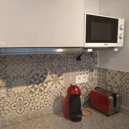 Appartamento Triana, A Tres Minutos De Parada De Metro. *